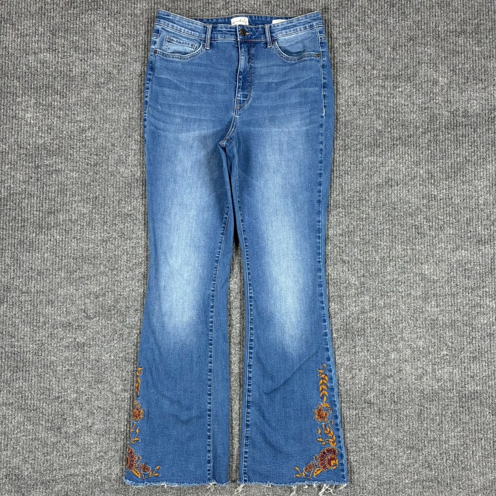 Wonderly High Rise Flare Jeans Womens Size 14R Blue Embroidered Stretch Denim